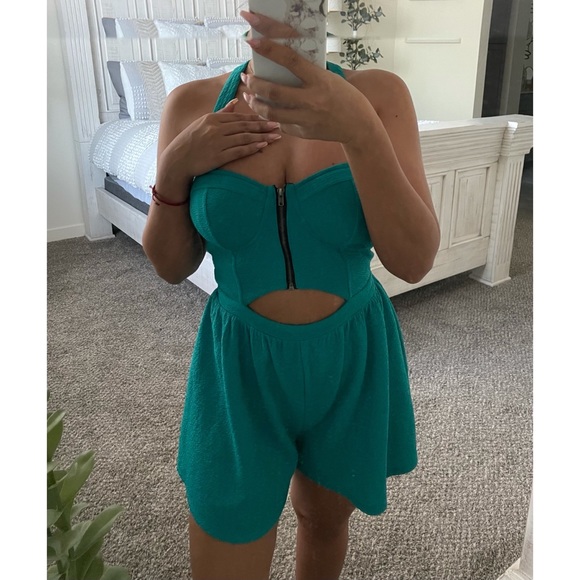 Romper - Picture 2 of 6